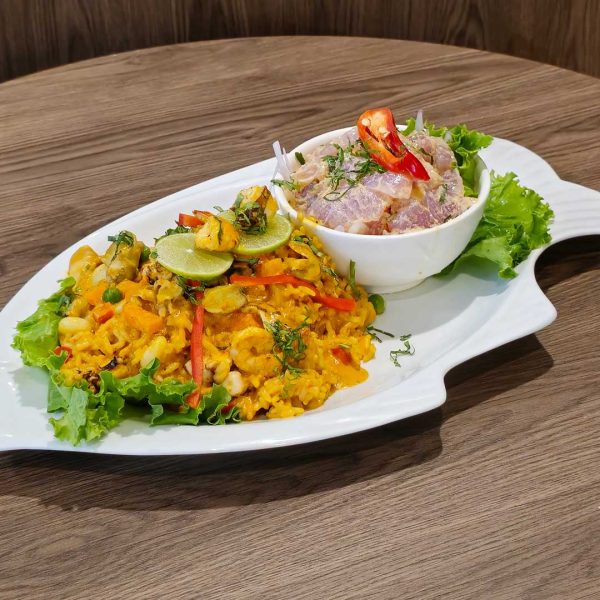 Dúo marino: Leche de tigre + chaufa de mariscos
